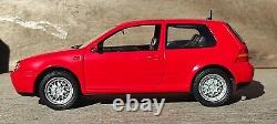 1/18 Revell VW Volkswagen Golf IV 4 GTI / 1.9 TDI Miniature Car Collection