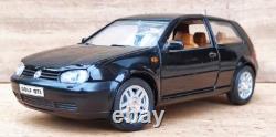 1/18 Revell VW Volkswagen Golf IV 4 GTI / 1.9 TDI Miniature Car Collection