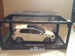 Miniature Vehicles Norev Show Room Volkswagen Golf Gti White 1/18 Min0001219