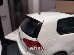 Norev 1/18 Volkswagen Golf 7 GTI White With Defect Read Description