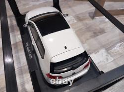 Norev 1/18 Volkswagen Golf 7 GTI White With Defect Read Description