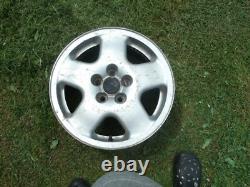 Volkswagen Golf 3 GTI VR6 15-inch 6.5Jx15 ET50 Alloy Wheels Ref 1H060102