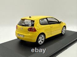 Volkswagen Golf 5 GTI Pirelli 1/43 Norev