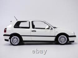 Volkswagen Golf GTI Candy White 1/18 VW Mk3 1996 20th Anniversary