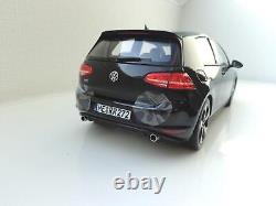 Volkswagen VW Golf 7 GTI Model Car by Norev in 1:18 Scale Black New 188550