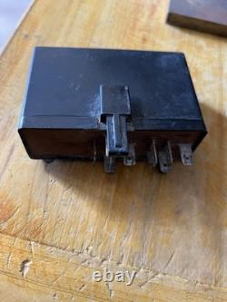 Relais Ralenti VW VOLKSWAGEN GOLF GTI 443907393N