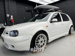 Side Skirts Caractere Volkswagen Golf Mk4 V6, Volkswagen Jetta Mk4 GTI, R32, VR6