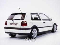 VOLKSWAGEN GOLF GTi blanc Candy 1/18 VW 3 III 1996 20eme anniversaire