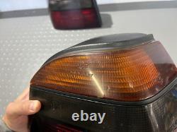 VW Volkswagen Golf Mk3 GTI Hatchback OEM Set Euro Noir Hella Feux arrière