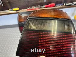 VW Volkswagen Golf Mk3 GTI Hatchback OEM Set Euro Noir Hella Feux arrière